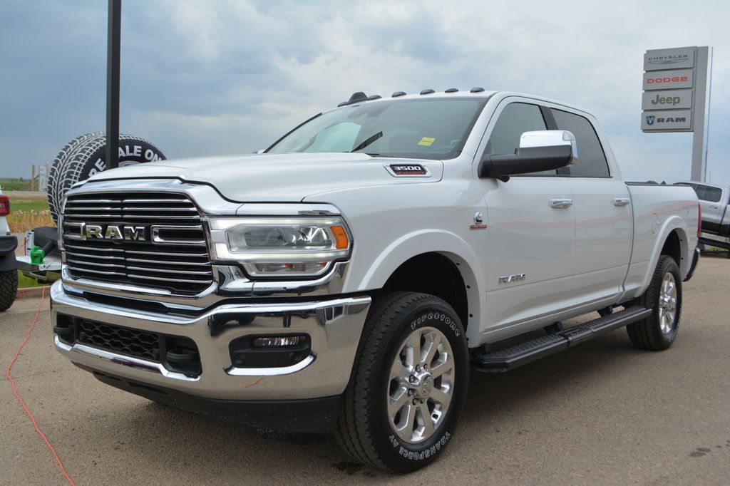 New 2019 Ram 3500 LARAMIE Four Wheel Drive 4 Door Pickup